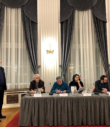 Presentation of the book „Bluffers and Chess Players. Political essays“