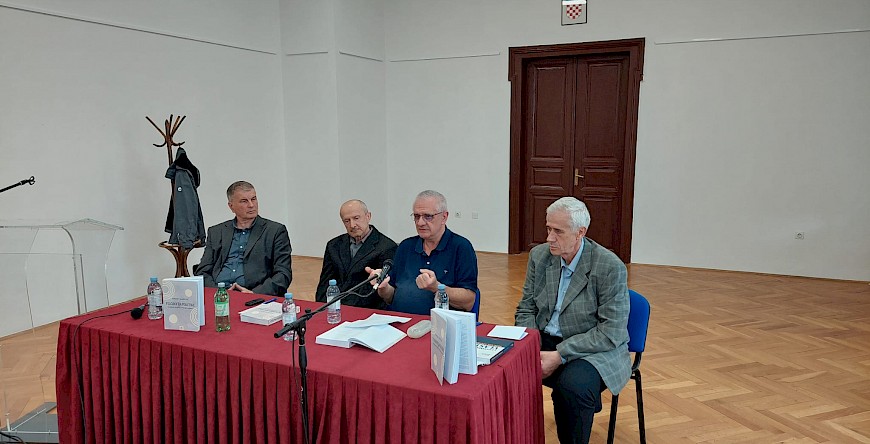 „Philosophy of politics“ presented in Otočac