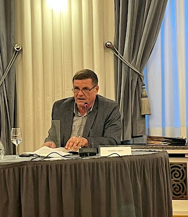 „Memory can be scary but forgetting is scarier“