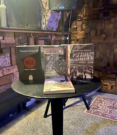 Ritam&Knjiga: „Kad povijest postane osobna“ s Tvrtkom Jakovinom